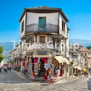 افتتاح حساب شرکتی و بیزینسی در آلبانی